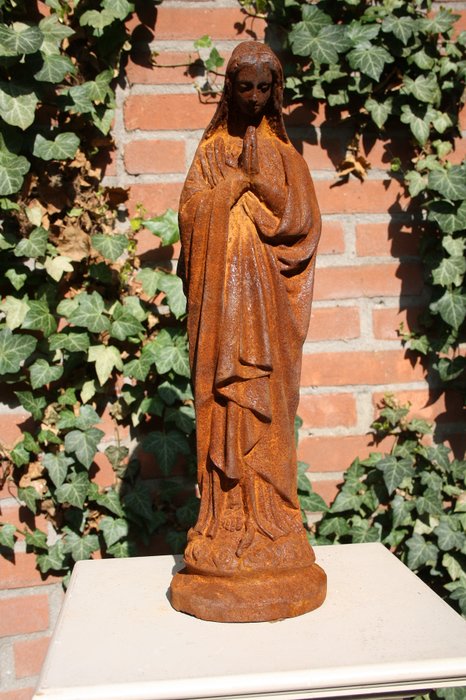 Figurka ogrodowa "Najświętsza Maryja Panna" - 45 cm. - Żelazo (odlew) - niedawny