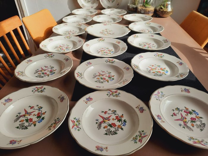 luneville Badonviller & Digoin & Sarreguemines - Soup bowls, dish (19) - Art Deco - Earthenware - Baleares  KG & Condé