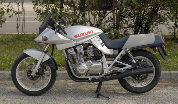 Suzuki - Katana - 1100 cc - 1982