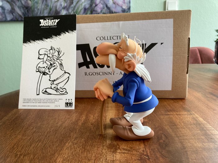 Asterix - Statuette Fariboles - Mr Agecanonix, Le Vieillard - (2016)