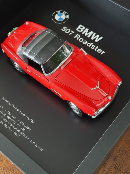 Élément décoratif - 3D Framed BMW 507 roadster (1956) - Wheels in Frame