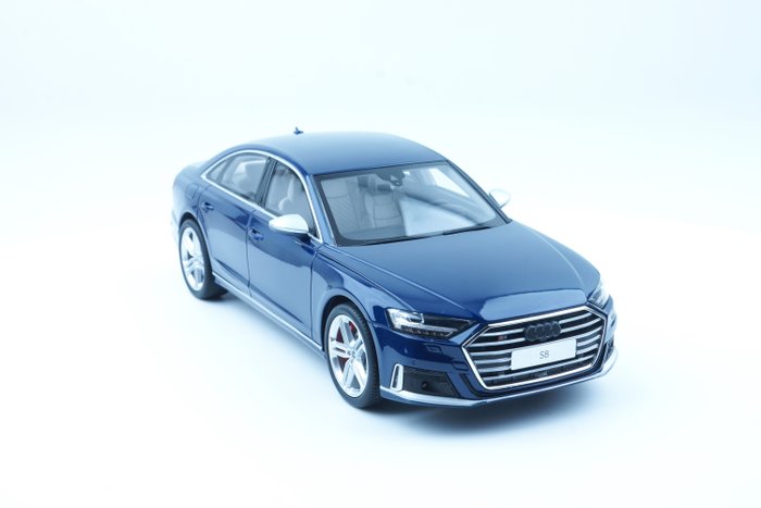 GT Spirit - 1:18 - Audi S8 2020 Blue - Limited edition  1 of 999 units