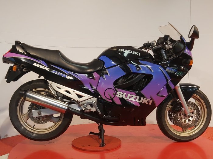 Suzuki - GSX 750 F - NO RESERVE - 750 cc - 1992