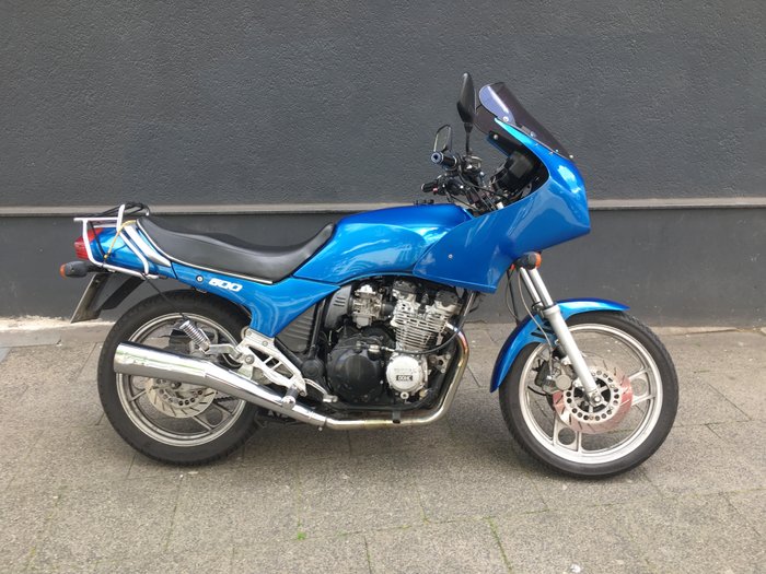 Preview of the first image of Yamaha - XJ 600 - NO RESERVE - 1988.