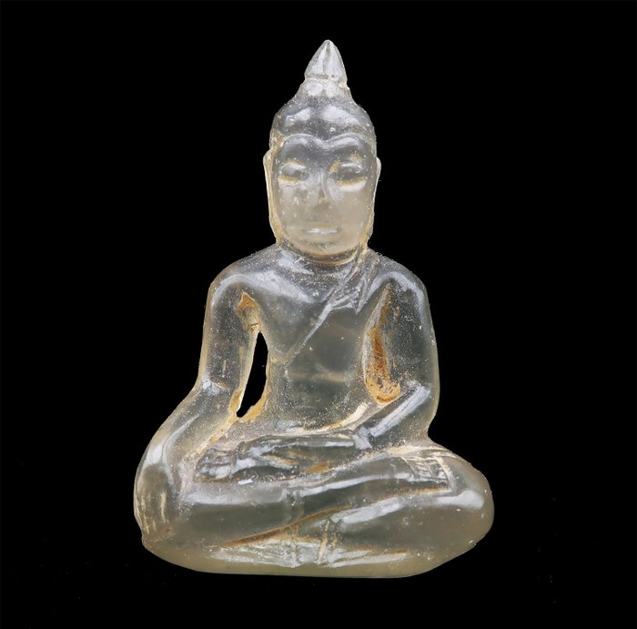 Ancient ornate rock crystal buddha - Rock cystal - Laos - Early 20th century        