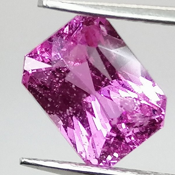Purple Sapphire - 1.53 ct