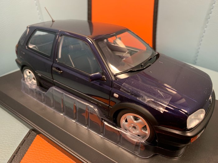 Norev - 1:18 - Volkswagen Golf VR6 1996