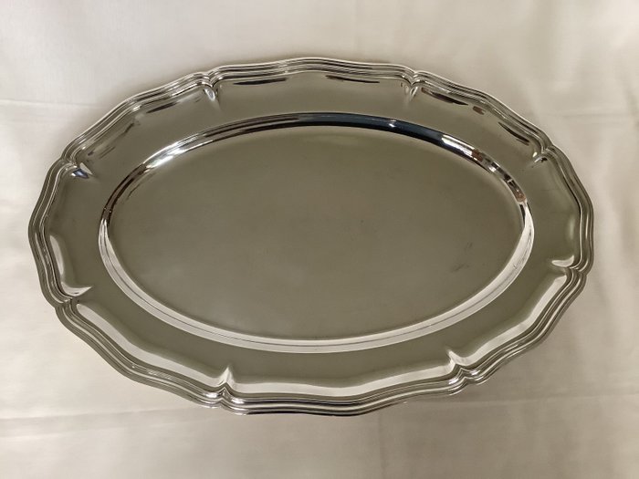Christofle - Large oval serving dish (49 cm) (1) - - Catawiki