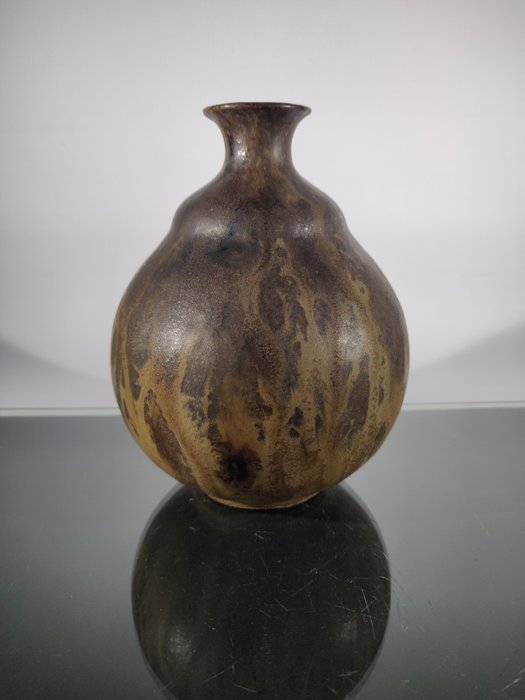 Roger Guérin - beautiful earthenware vase with dripping - Catawiki