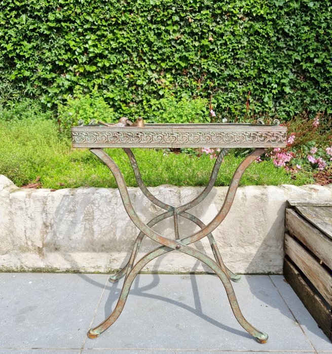 Side table - Iron