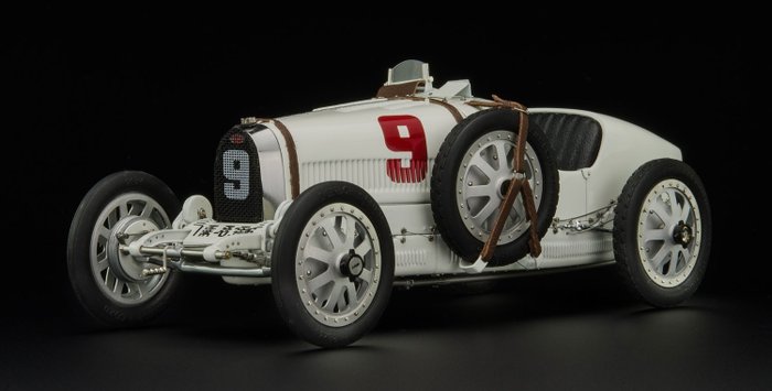CMC - 1:18 - Bugatti T35 - 1924 - Team Germany - Grand Prix nations colours