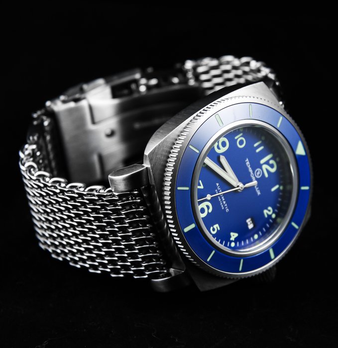 Preview of the first image of Tempore Lux - V One Swiss Automatic 02 Blue - Men - 2020.