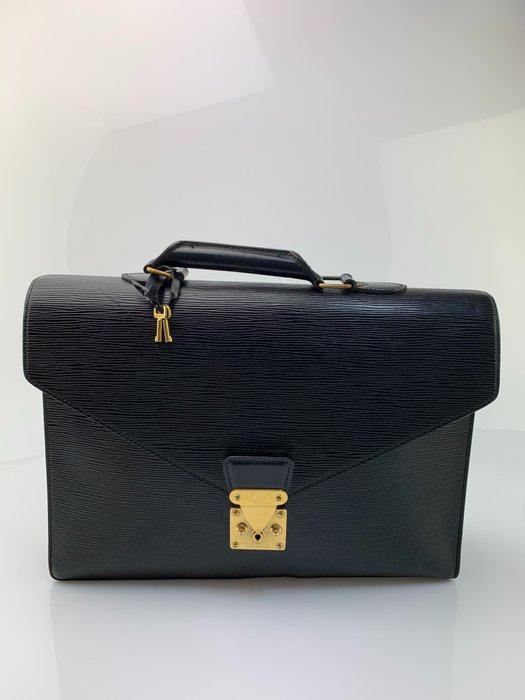 Louis Vuitton - Black Epi Leather - Briefcase - Catawiki