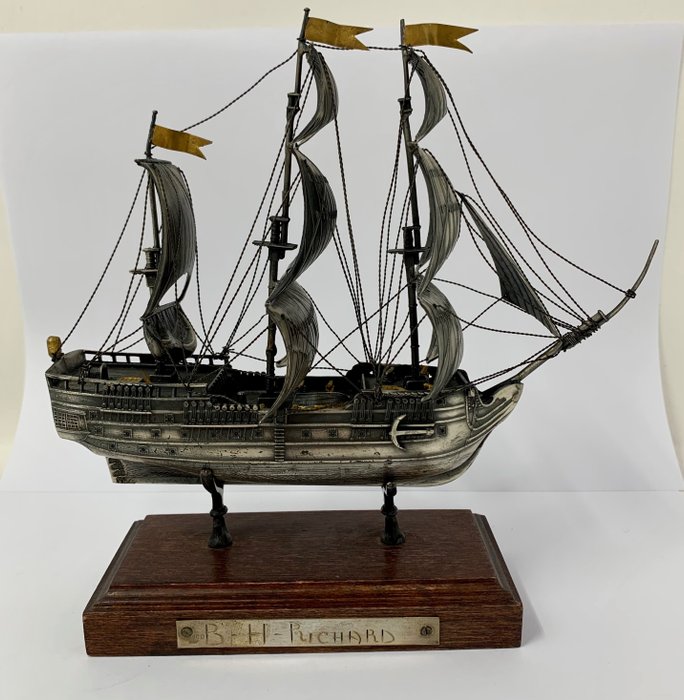 Bon Homme Richard Ship Model (1) - .800 silver - Italy - - Catawiki