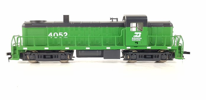 Modelpower H0 - 6844 - Diesel locomotive - Alco RS-2, #4052 - Burlington Northern