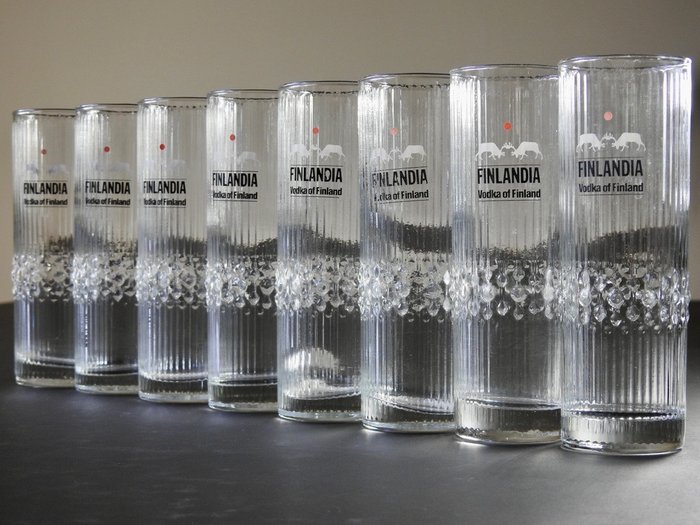 Finlandia Vodka of Finland - glazen (8)