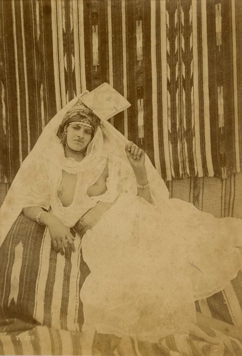 ND - 1880 - Algérie, portrait de femme
