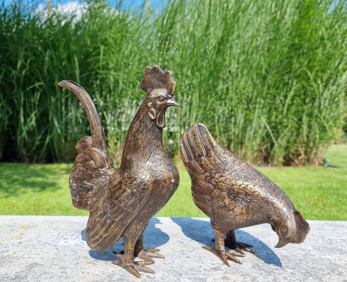 Image 3 of Rooster and Chicken - Patinated bronze - recent