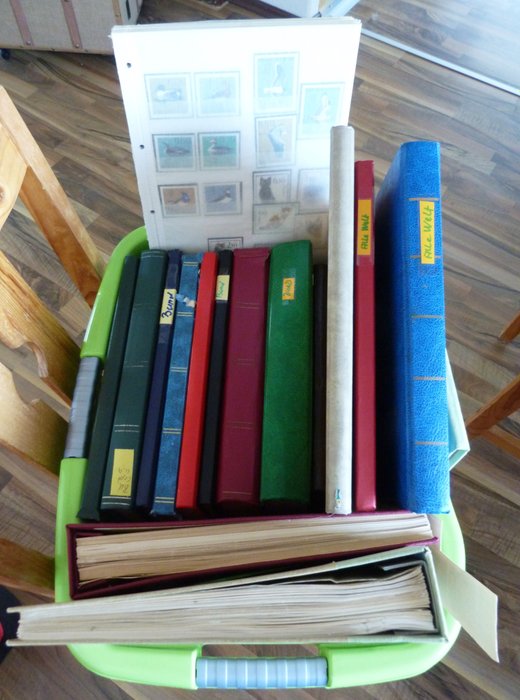 World - Approx. 20 kg 15 albums Europe, USA, Canada, motifs, 2 partial collections FRG, stock books