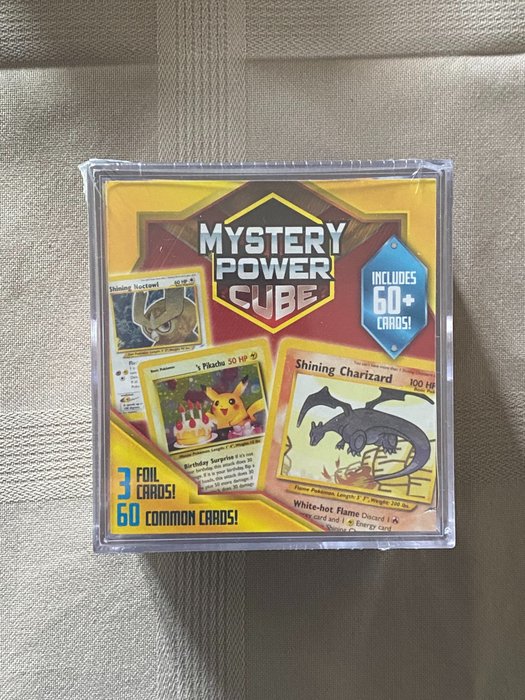 Pokemon - Cartes à collectionner - SCELLÉ Mystery Power Cube - Coffret ULTRA RARE - Shining Charizard - Dark Charizard - Charizard, Blastoise, Venusaur Set Base - 2018