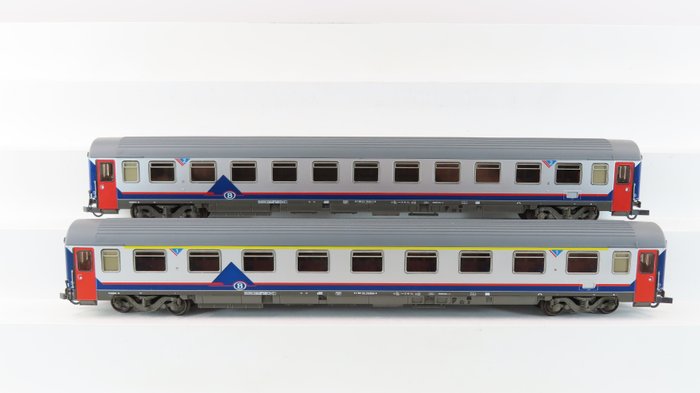 Roco H0 - 44350/44351 - Passenger carriage - 2 Express train carriages in 'Memling' livery - SNCB NMBS