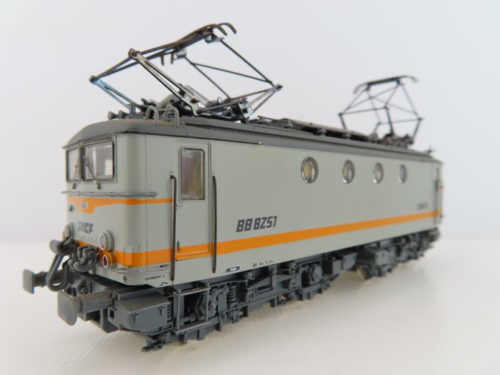 Roco H0 - 43460 - Electric locomotive - Series 8200 - SNCF