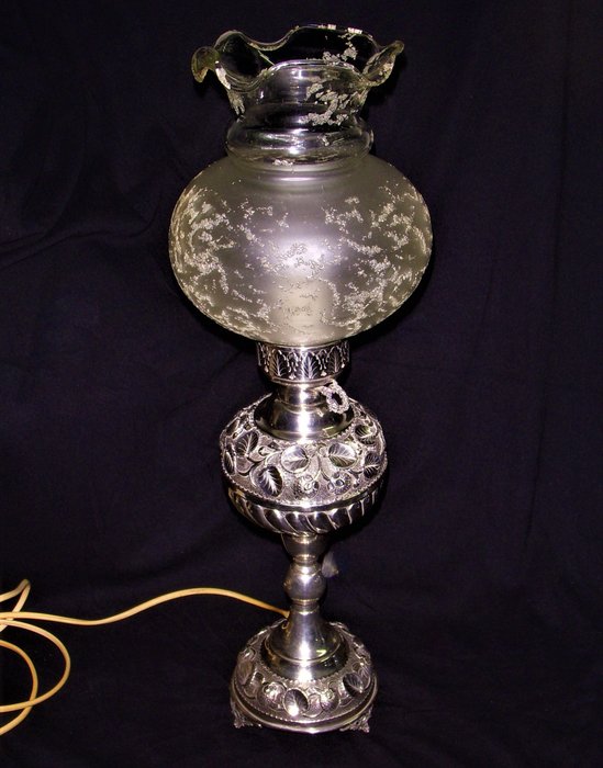 Antique large table lamp, finely chiseled - .925 silver - Greece - Mid 20th century