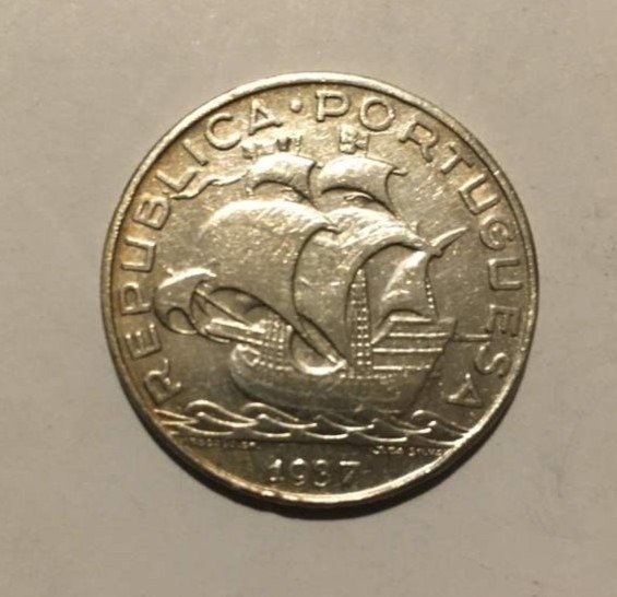 Portugal. República. 10 Escudos 1937 - Escassa