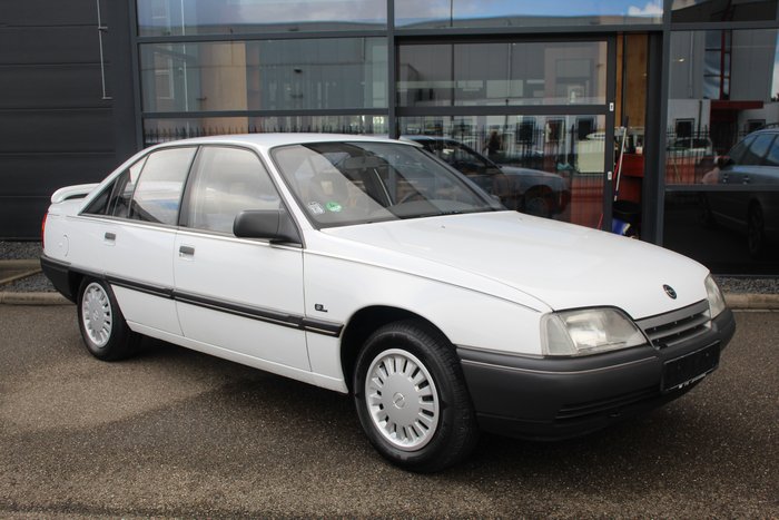 Preview of the first image of Opel - Omega 2.0 GL - NO RESERVE - 1991.