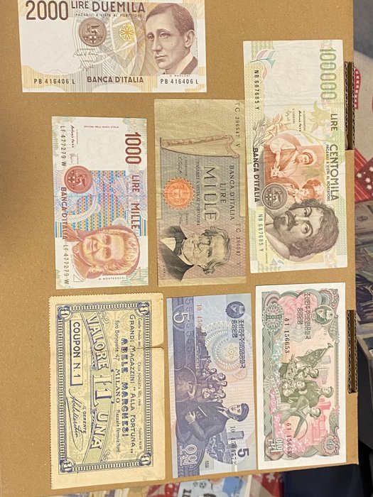 World - 141 banknotes - Various dates