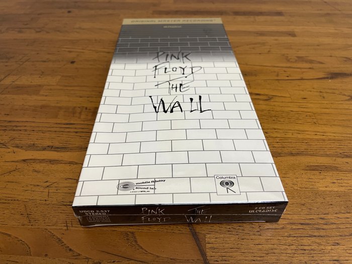 Pink Floyd - The Wall [Mobile Fidelity Sound Lab Original Master Recording] in Longbox - CD Box set - 1990/1990