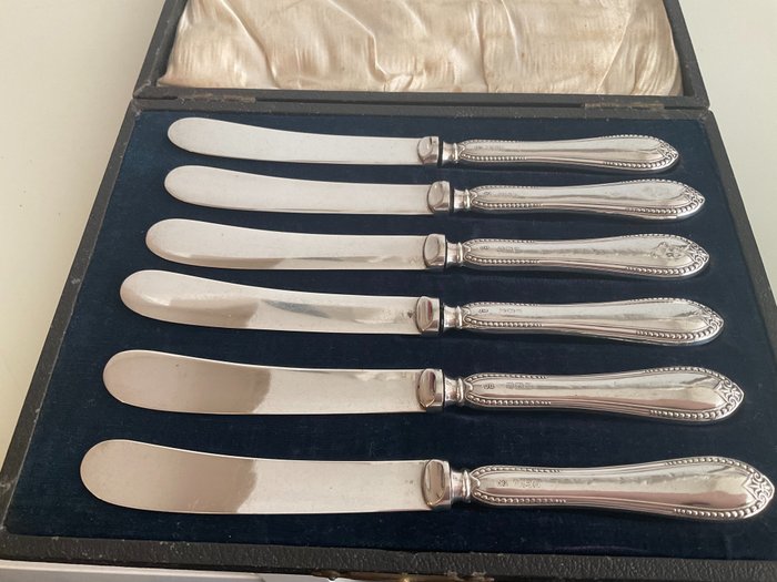 Cutlery- butter knives - cased Edwardian sterling silver handles and silver plated ( EPNS ) blades (6) - .925 silver - John Biggin - U.K. - 1915