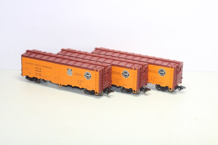 Märklin H0 - 45680 - Freight wagon set - 3-piece refrigerated trucks "Pacific Fruit Express" - Texas & Pacific