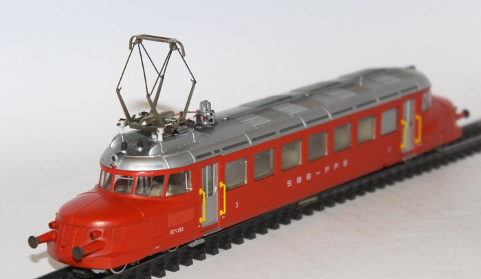 Märklin H0 - 3125 - Railcar - Red Arrow - SBB CFF FFS
