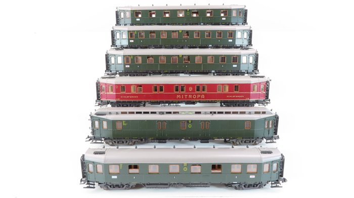 Roco H0 - 04060S - Passenger carriage - 6-piece passenger carriage set "Hechte Wagen" in special edition of the DRG - DRG