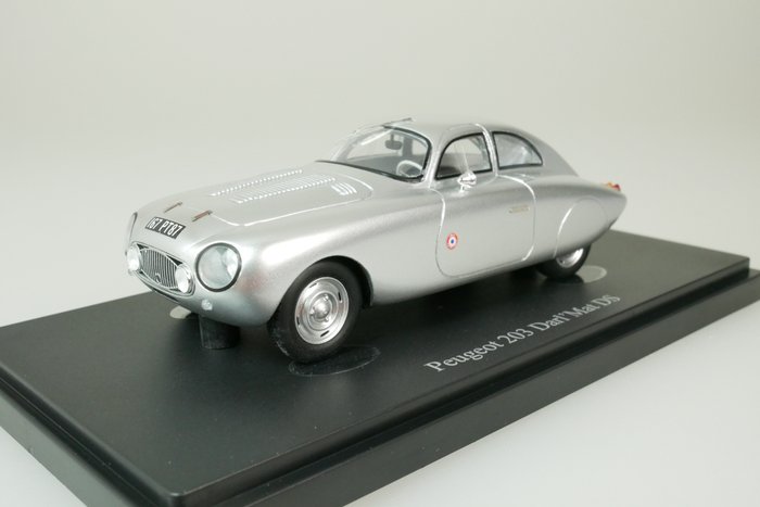 AutoCult - 1:43 - Peugeot 203 Darl'Mat DS - 1953 - silver - 1 of 333 pieces