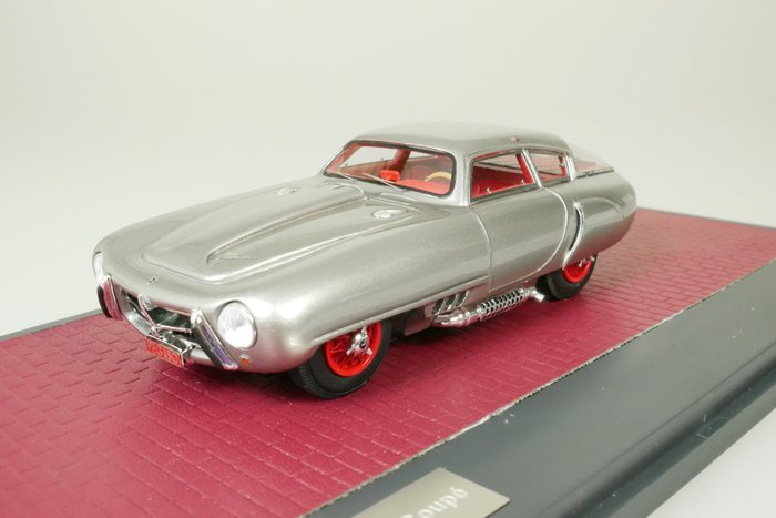 Matrix - 1:43 - Pegaso Z-102 Cúpula Coupe - 1953 - silver - #103 of 408 pieces