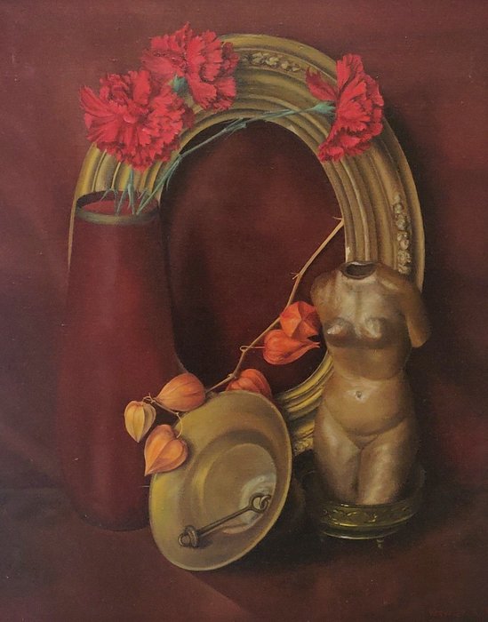André Verhelst (1947) - Stilleven met bloemen, ronde lijst en beeld