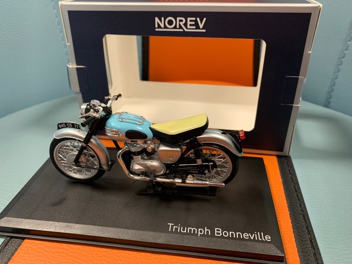 Norev 1:18 - 1 - Moto miniature - Triumph Bonneville - Catawiki