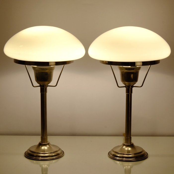 Een Paar Sierlijke Tafellampen / Bureaulampen - Mushroom