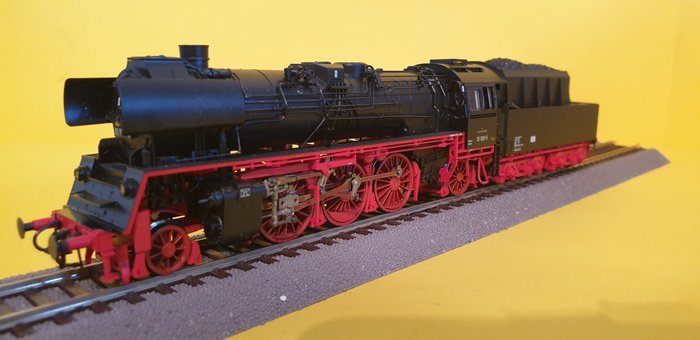 Roco H0 - 63231 - Steam locomotive with tender - BR 35 - DR (DDR)