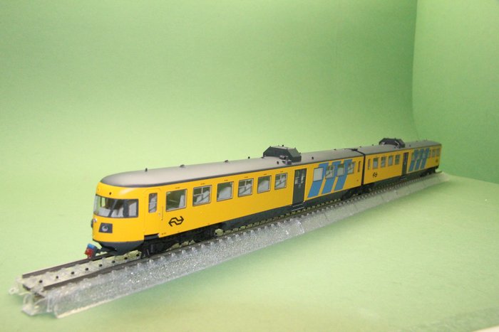 Artitec H0 - 21.211.01 - Train unit - DE 2, Yellow with advertising jobs - NS
