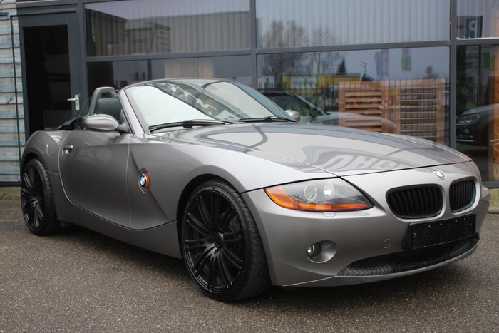 Preview of the first image of BMW - Z4 2.2i - NO RESERVE - 2004.