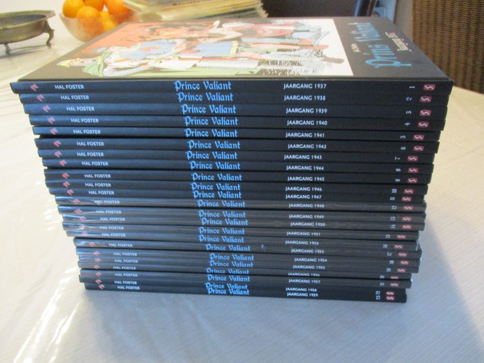 Prins Valliant 1 t/m 23 - Diverse titels - Bijna complete reeks - Hardcover - Erstausgabe - (2010/2014)