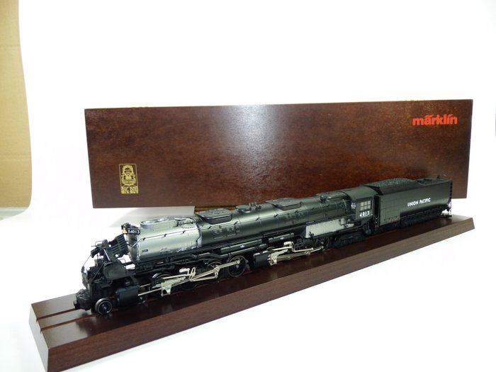 Märklin H0 - 37990 - Dampflokomotive mit Tender - Serie 4000, "Big Boy", mit 2 Zügen und Zertifikat - Union Pacific Railroad
