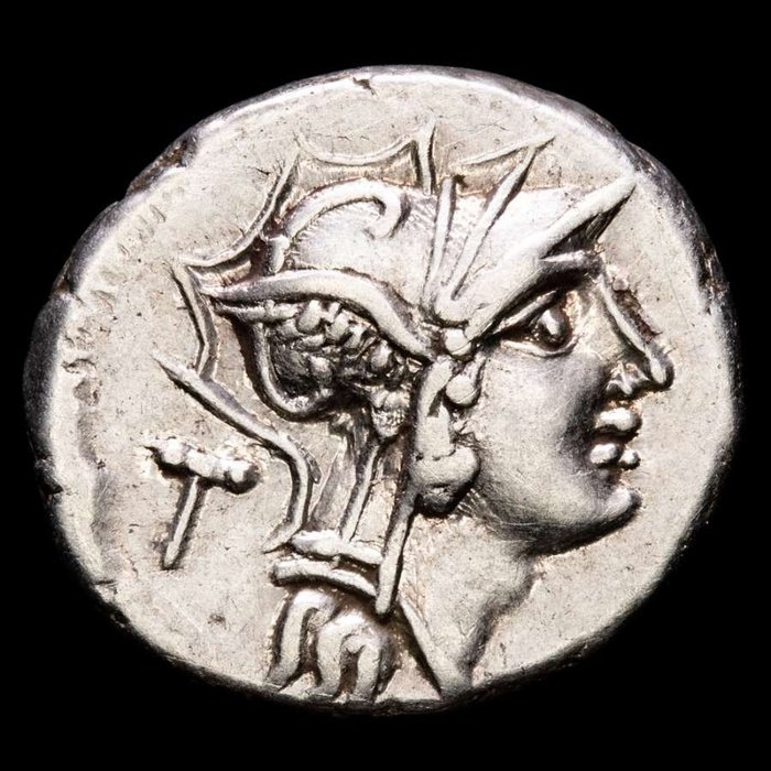 Roman Republic. D. Silanus L. f., 91 BC. Fourrée Denarius,  Rome mint - T / XVII - Victory in biga right. D SILANVS L F / ROMA