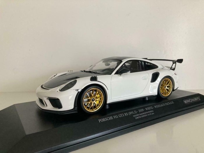Minichamps - 1:18 - Porsche 911 (991/2) GT3 RS 2019 - Forfait Weissach