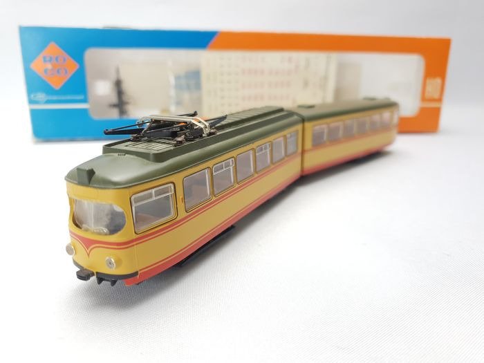 Roco H0 - 8501 - Railcar - Düwag Tram 195