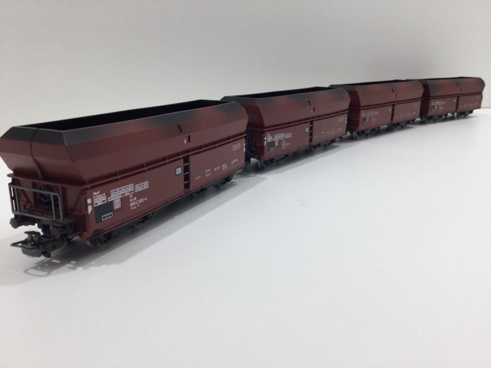 Märklin H0 - 4624 - Freight carriage - 4 large volume bottom unloaders - DB