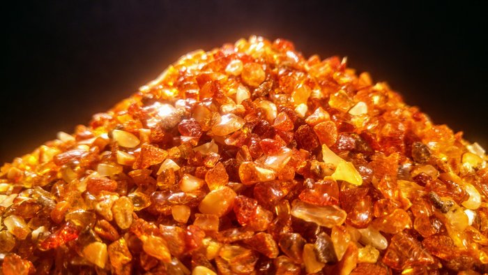 Ruwe Baltische Amber - Barnsteen - 1,85 kg Lot - 0.5 cm - 0.5 cm